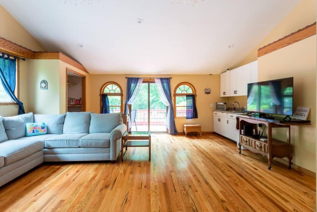 Sunset Estate In The Catskills 蒙蒂塞洛 外观 照片